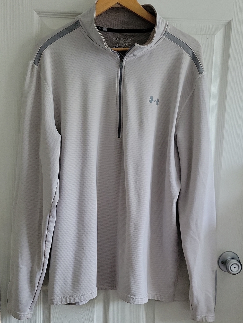 Under Armour Light Gray Men’s 1/4-Zip Performance Jacket XXL